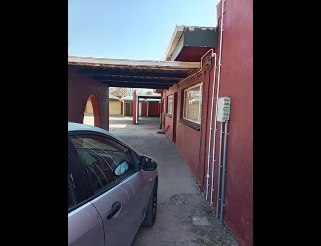 2 BEDROOM SECTIONAL TITLE FOR SALE IN DECLERCQVILLE